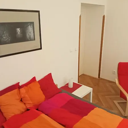 Apartment Vinohrady Garden *