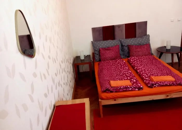 Vinohrady Garden Apartment Prague